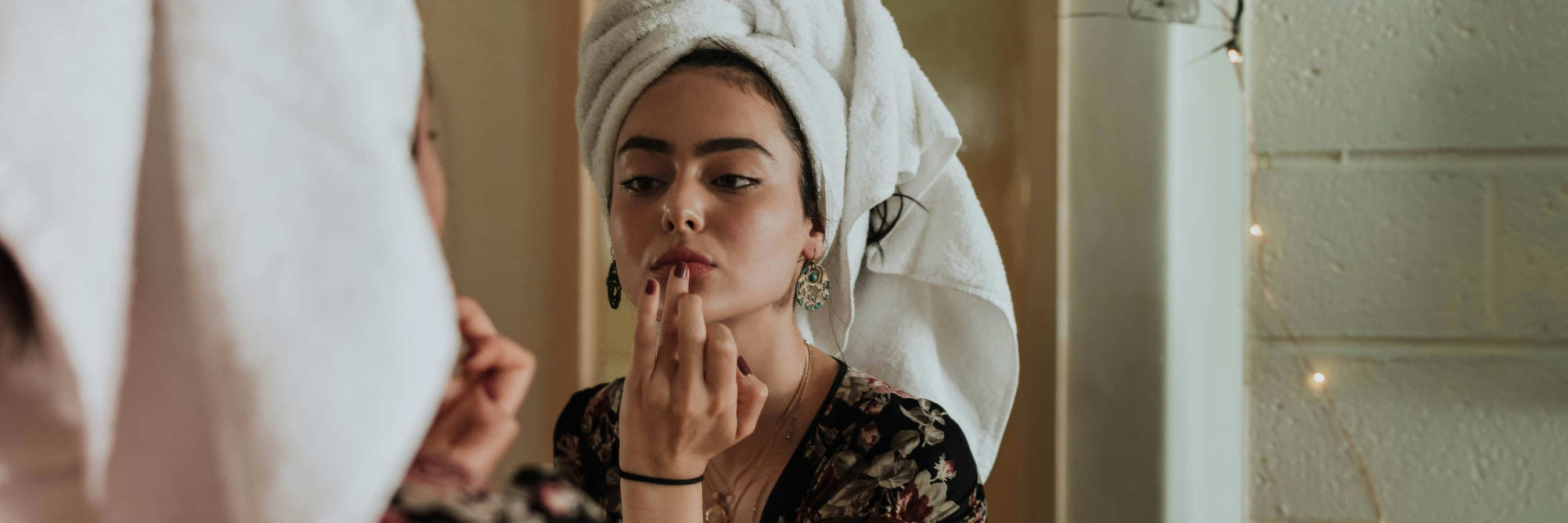 What Do Peptides Actually Do for Your Skin?